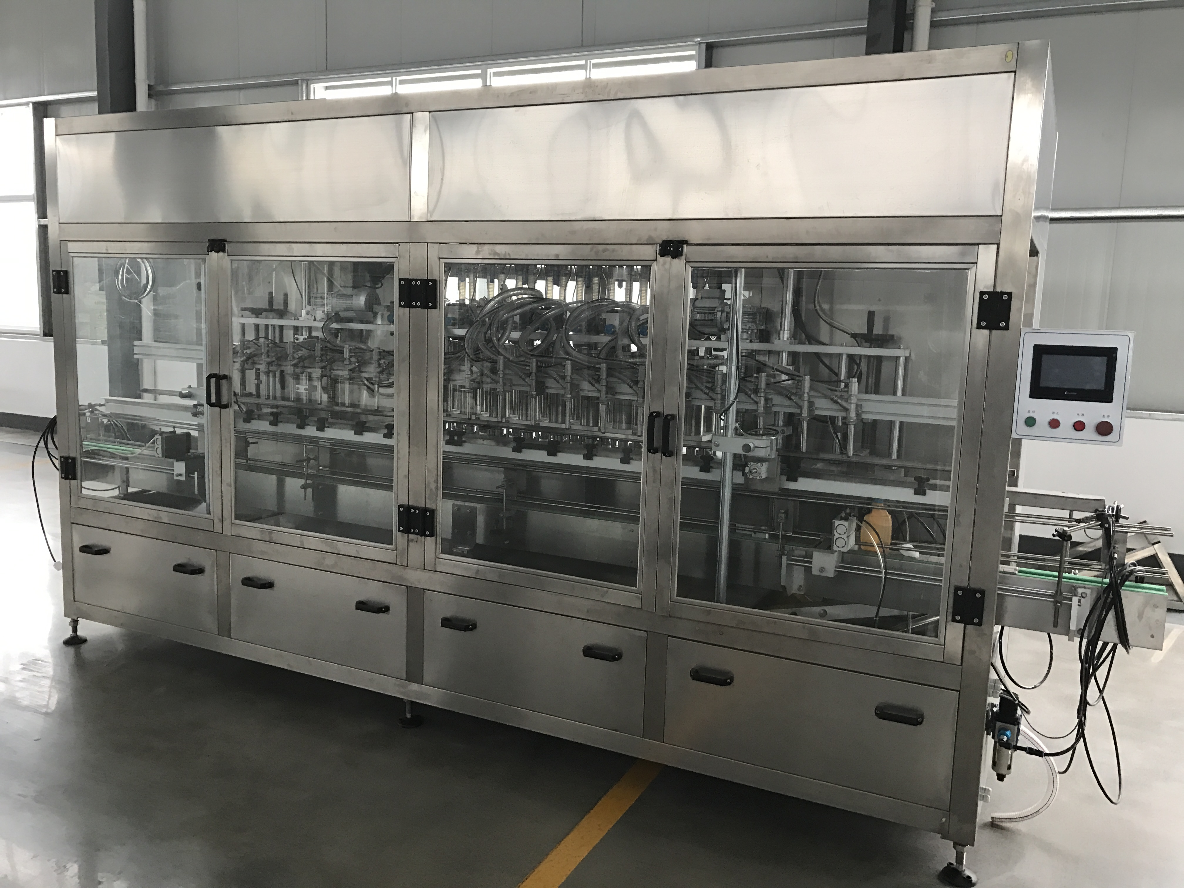 16头活塞直线灌装机